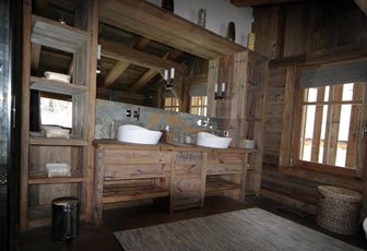 AMP pose de menuiserie salles de bains vallée de Chamonix